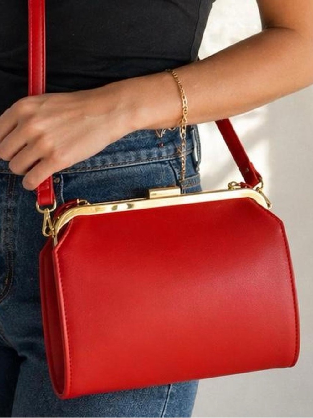 Classic Vintage Red Frame-Top Crossbody Bag